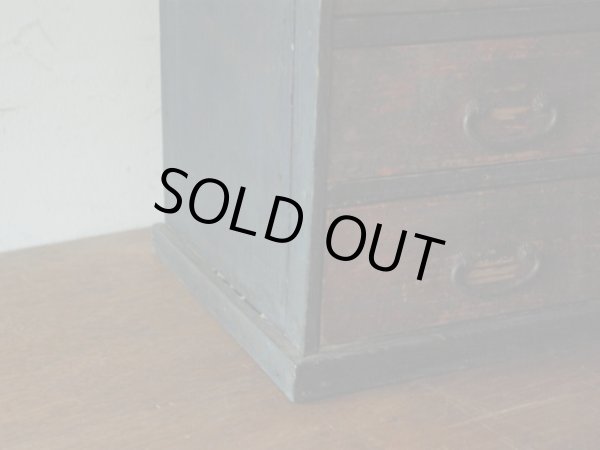 画像9: アンティーク 小ぶりな6杯引出し箪笥 時代家具