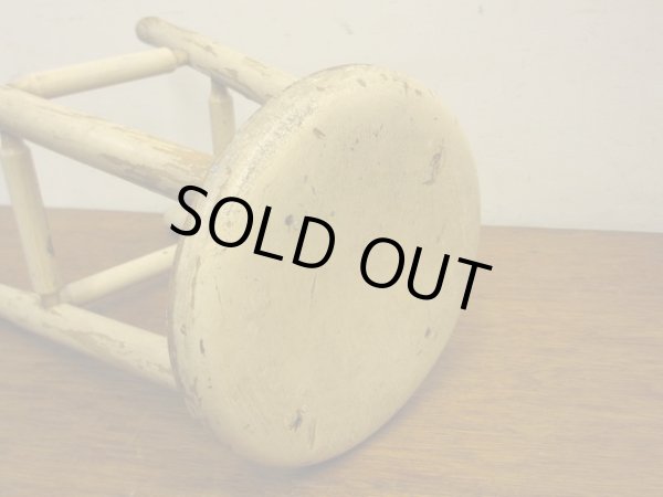 画像4: アンティーク シャビーな丸椅子 スツール