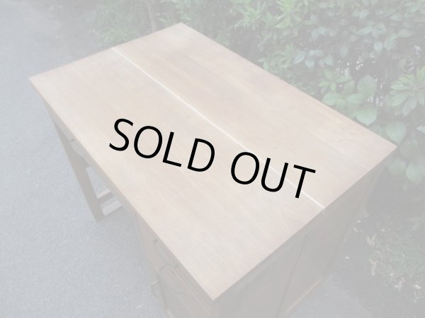 画像5: アンティーク　桜材の片袖デスク