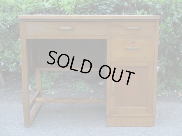 画像2: アンティーク　桜材の片袖デスク