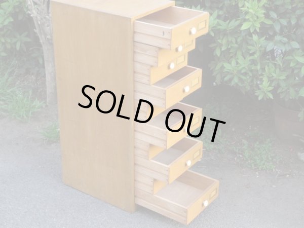 画像12: ヴィンテージ 木味の10杯引出し A4書類棚（２）