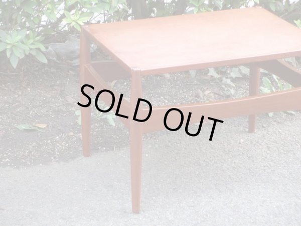 画像2: 古い北欧デザインのサイドテーブル (2)