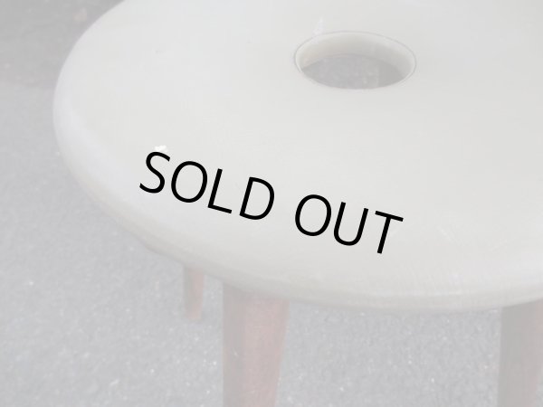 画像5: アンティーク　くすんだカーキ色のリングスツール 丸椅子