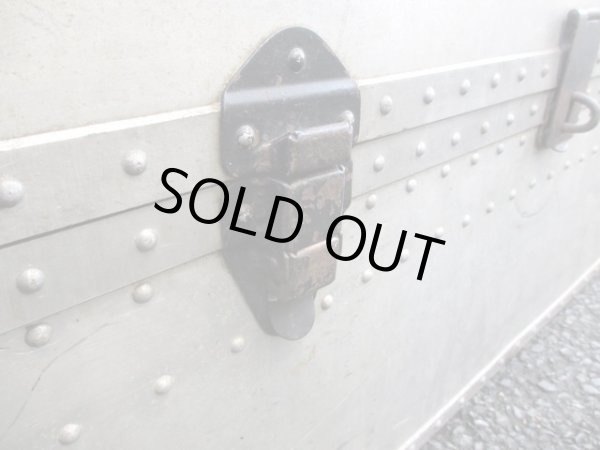 画像7: アンティーク ジュラルミン製トランク