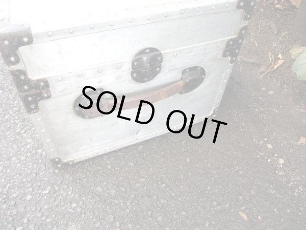 画像9: アンティーク ジュラルミン製トランク