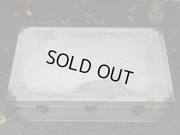 画像5: アンティーク ジュラルミン製トランク