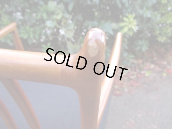 画像12: ヴィンテージ デンマーク製 チーク材のアームチェア 黒 (2)