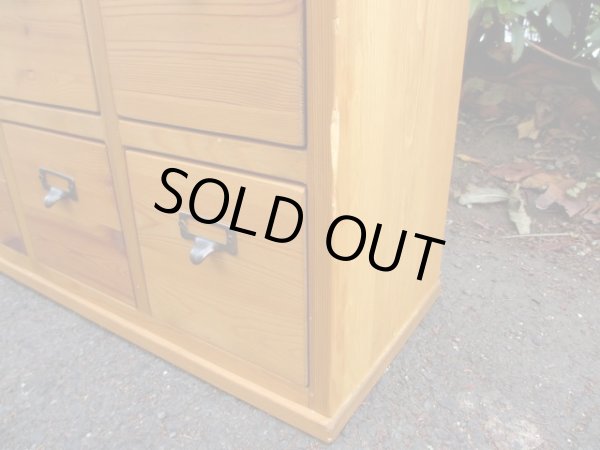 画像8: パイン無垢材の16杯引出し ドロワー チェスト