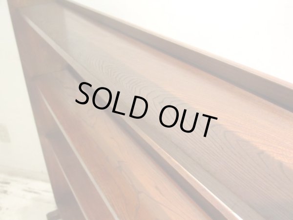 画像10: アンティーク 横長の楔本棚