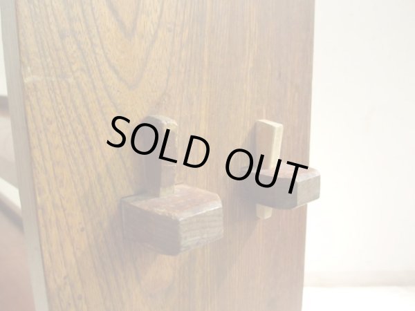 画像11: アンティーク 横長の楔本棚