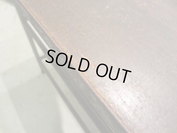 画像11: アンティーク 深い木味の天板 鉄脚テーブル 陳列台