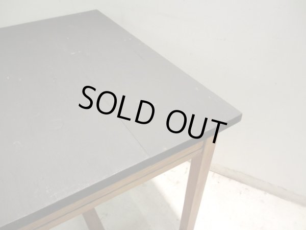 画像13: アンティーク モダンな色味の平机