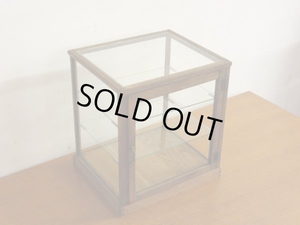 画像3: アンティーク 楢無垢材の5面ガラス卓上ショーケース