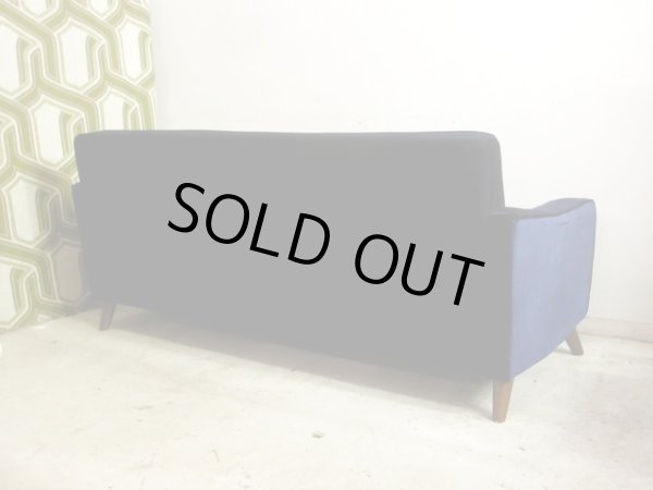 画像6: レトロモダンなネイビーの3人掛けソファ 3P