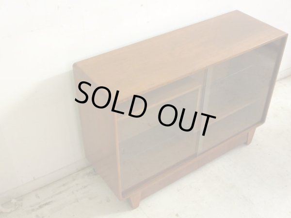 画像4: ヴィンテージ ジャパニーズモダンなガラス戸棚 ローボード