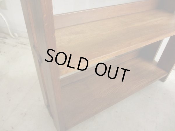 画像12: 明るい木味 古い楢無垢材本棚 ブックシェルフ