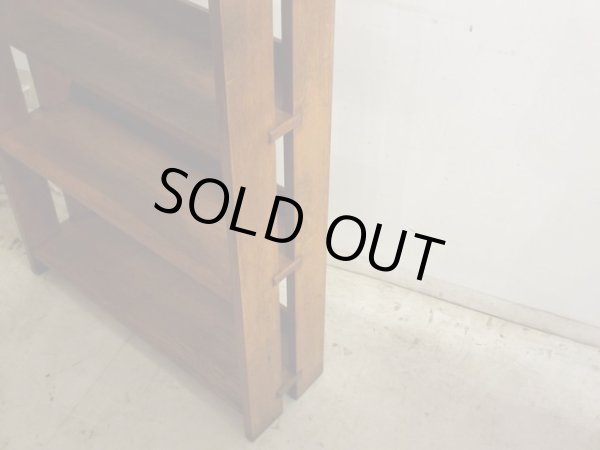 画像10: 明るい木味 古い楢無垢材本棚 ブックシェルフ