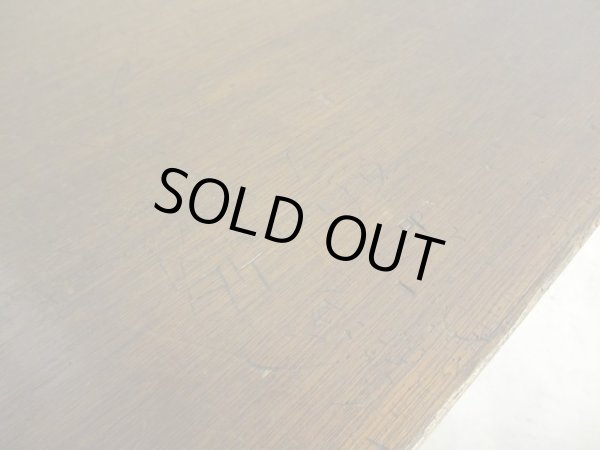 画像6: 昭和レトロ 古い学校の机 木製デスク (1)