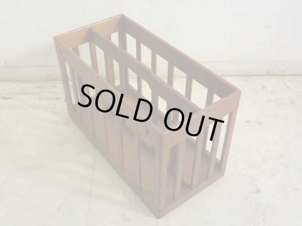 画像4: 北欧デザイン チーク材 格子の壁掛けマガジンラック