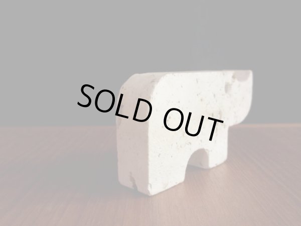 画像4: イタリア Flli Mannelli社 大理石トラヴァーチンの動物 サイ