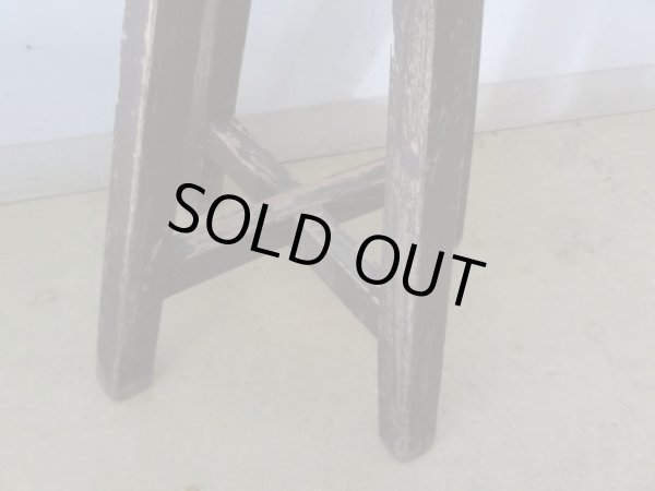 画像8: アンティーク 塗装の剥げたスツール 丸椅子