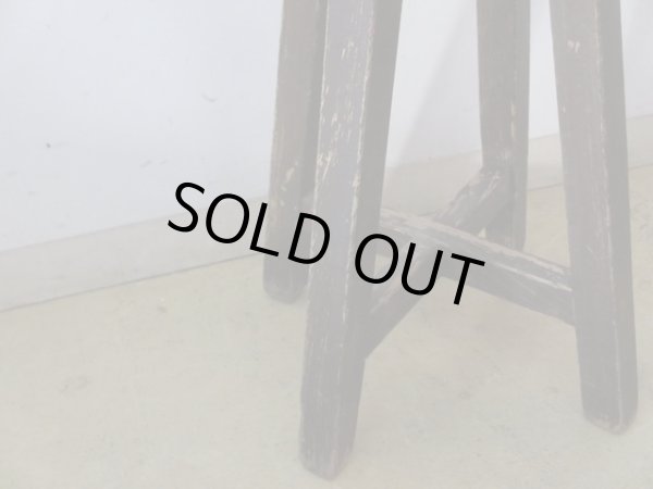 画像10: アンティーク 塗装の剥げたスツール 丸椅子