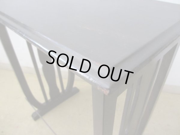 画像8: アンティーク 古い洋館 桜材のサイドテーブル