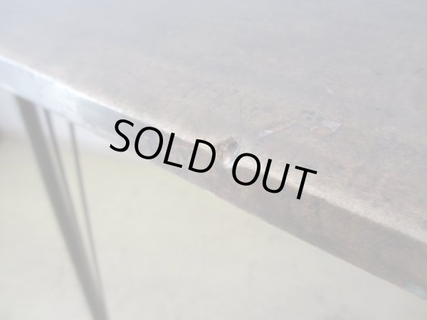 画像10: 歪んだアンティーク一枚板の鉄脚テーブル