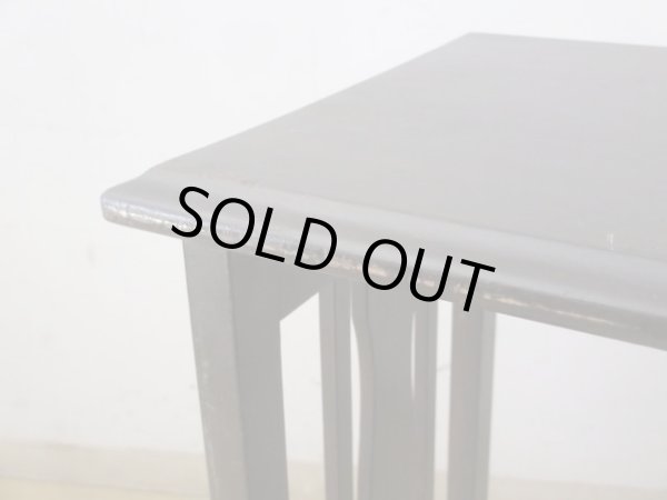 画像9: アンティーク 古い洋館 桜材のサイドテーブル