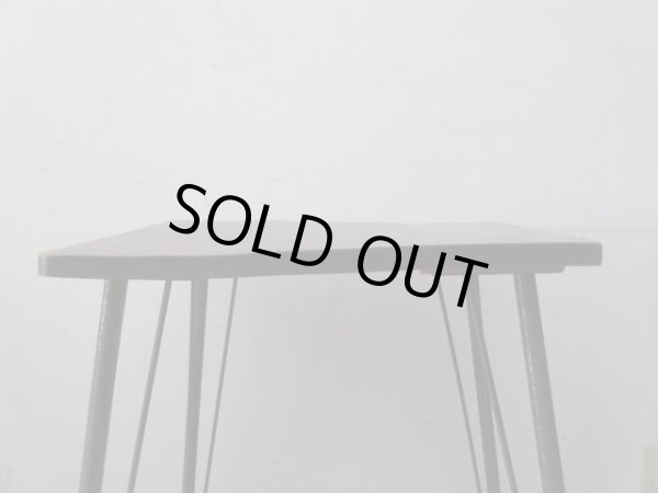 画像4: 歪んだアンティーク一枚板の鉄脚テーブル