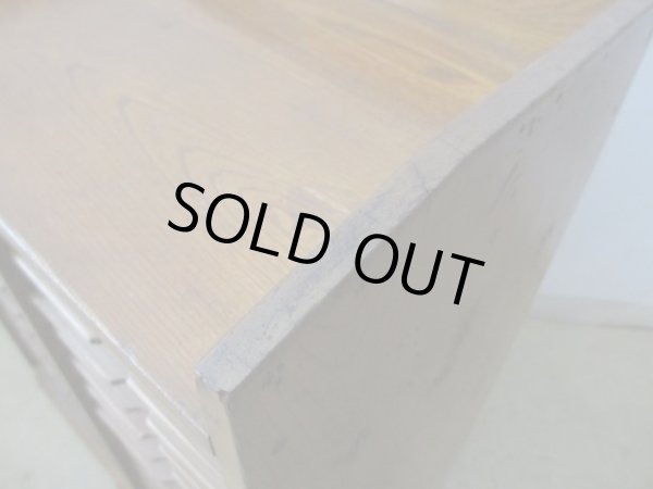 画像14: アンティーク 引出し付 木製書類棚 カルテケース