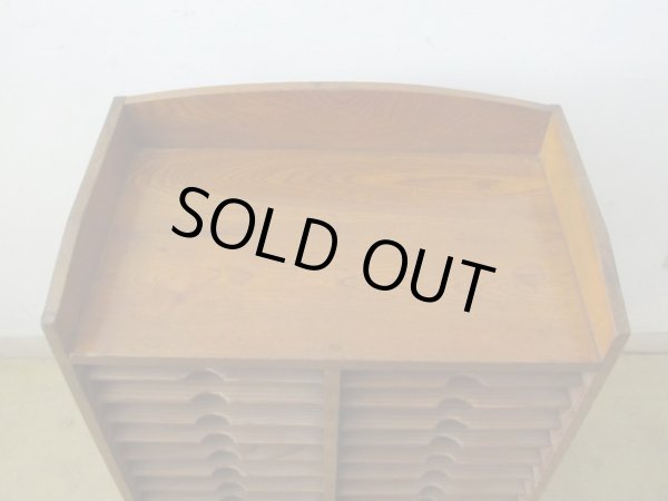 画像5: アンティーク 引出し付 木製書類棚 カルテケース