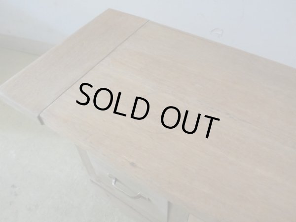 画像9: アンティーク 乾いた木質のローボード 文机