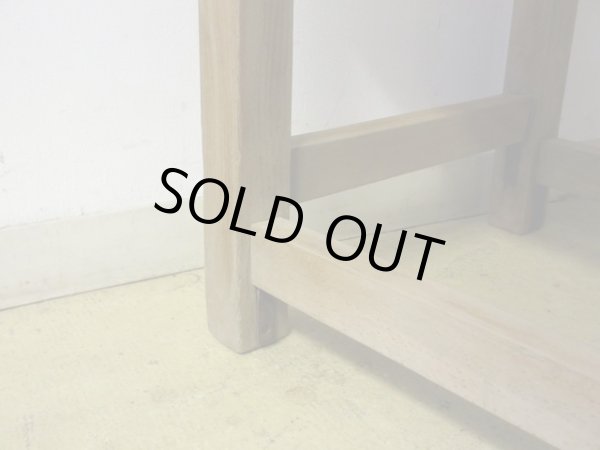 画像10: ヴィンテージ 枯れた木肌の図工椅子 スツール (1)