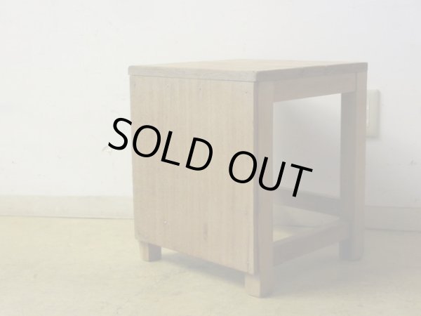 画像2: ヴィンテージ 枯れた木肌の図工椅子 スツール (2)