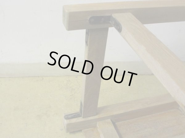 画像11: ヴィンテージ 枯れた木肌の図工椅子 スツール (3)