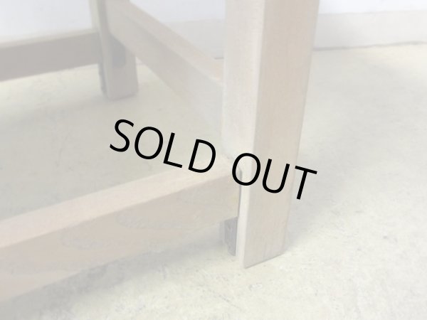 画像9: ヴィンテージ 枯れた木肌の図工椅子 スツール (3)