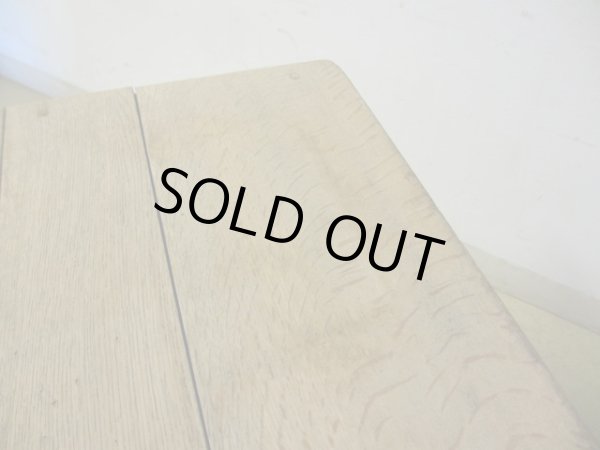 画像4: ヴィンテージ 枯れた木肌の図工椅子 スツール (2)