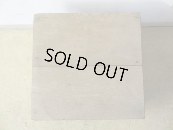 画像3: ヴィンテージ 枯れた木肌の図工椅子 スツール (1)