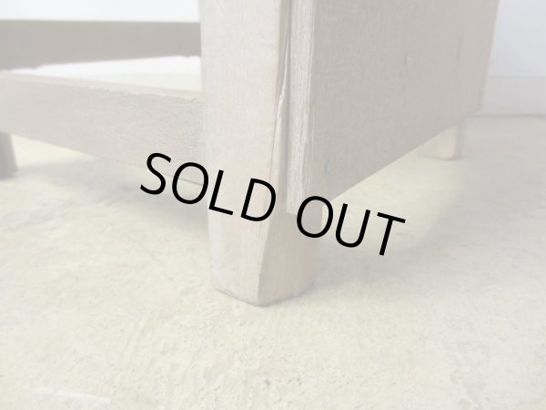 画像8: ヴィンテージ 枯れた木肌の図工椅子 スツール (2)