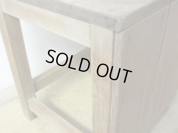 画像4: ヴィンテージ 枯れた木肌の図工椅子 スツール (1)