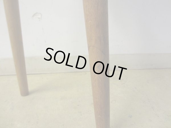 画像9: ヴィンテージ ナラ材 3本脚のハイスツール 花台