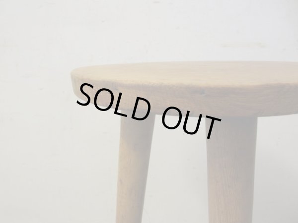 画像4: ヴィンテージ ナラ材 3本脚のハイスツール 花台