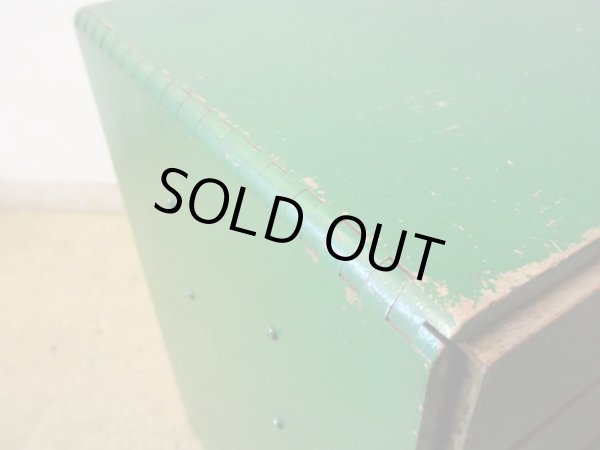 画像10: アンティーク 緑にペイントされたナラ材の6杯小引出し