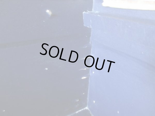 画像13: アンティーク 大型アルミトランク (1)