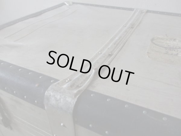 画像12: アンティーク 大型 アルミトランク (2)