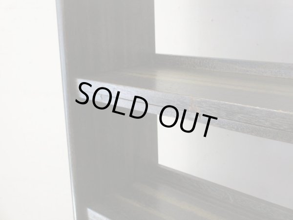 画像9: アンティーク シックな色味のラワン無垢材本棚 