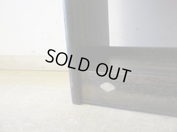 画像12: アンティーク シックな色味のラワン無垢材本棚 