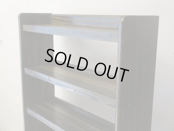 画像5: アンティーク シックな色味のラワン無垢材本棚 