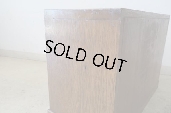 画像16: アンティーク ナラ材のスライド式ガラス戸ケース